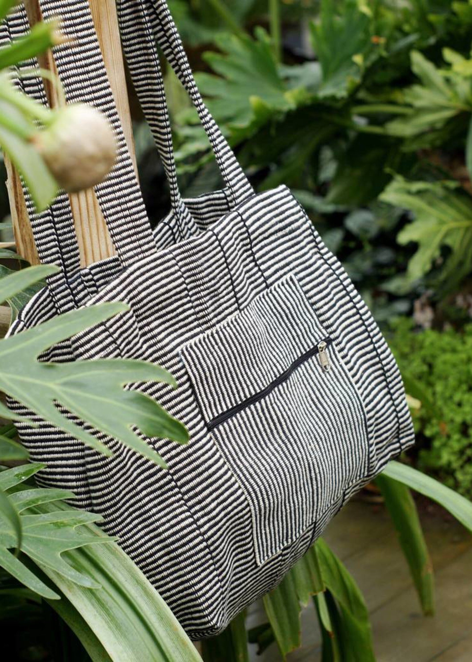 Black & White Tote from HumanKind Fair Trade - HumanKind Fair Trade