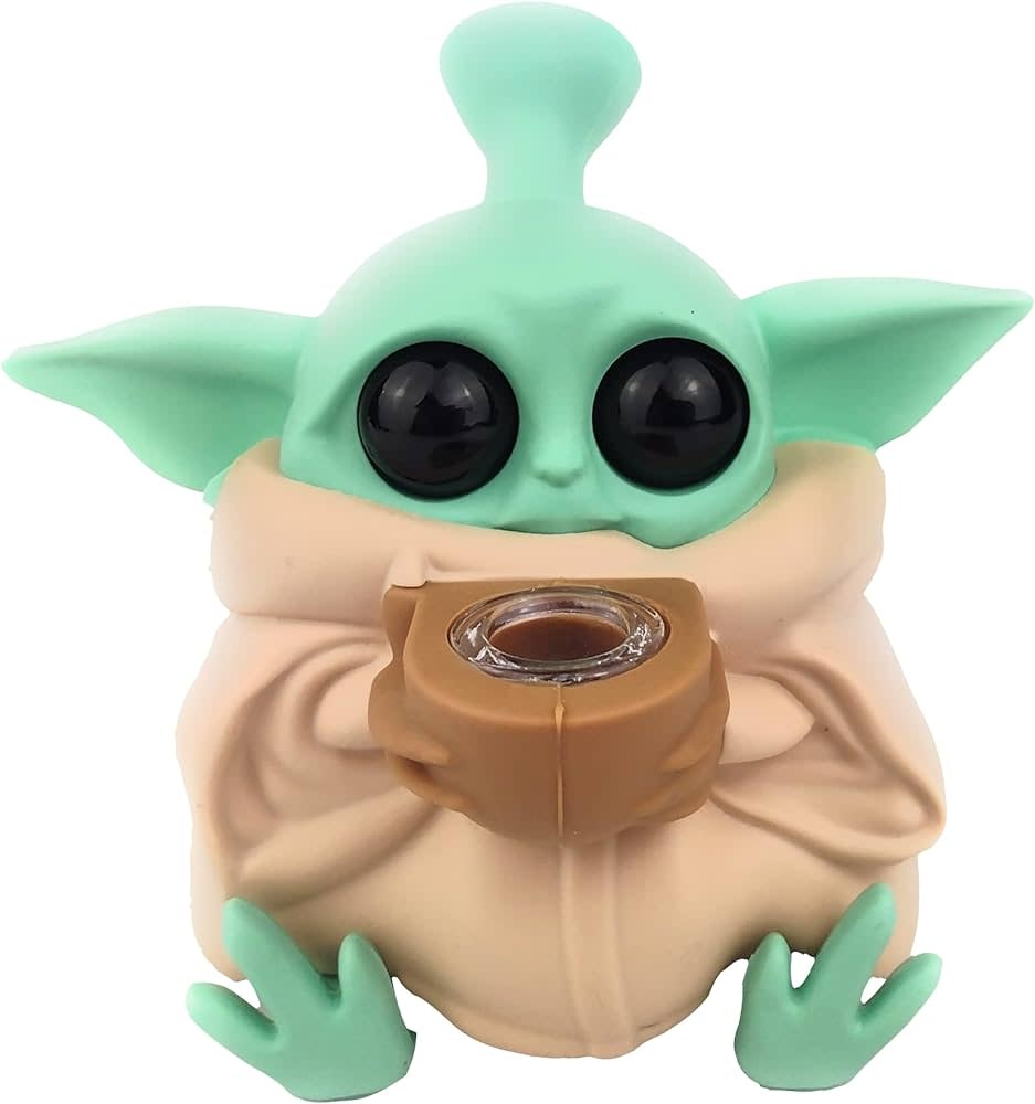 TGR - Silicone Grogu Water Pipe