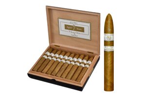 Rocky Patel - Premium Cigar 1999 7 Year Torpedo