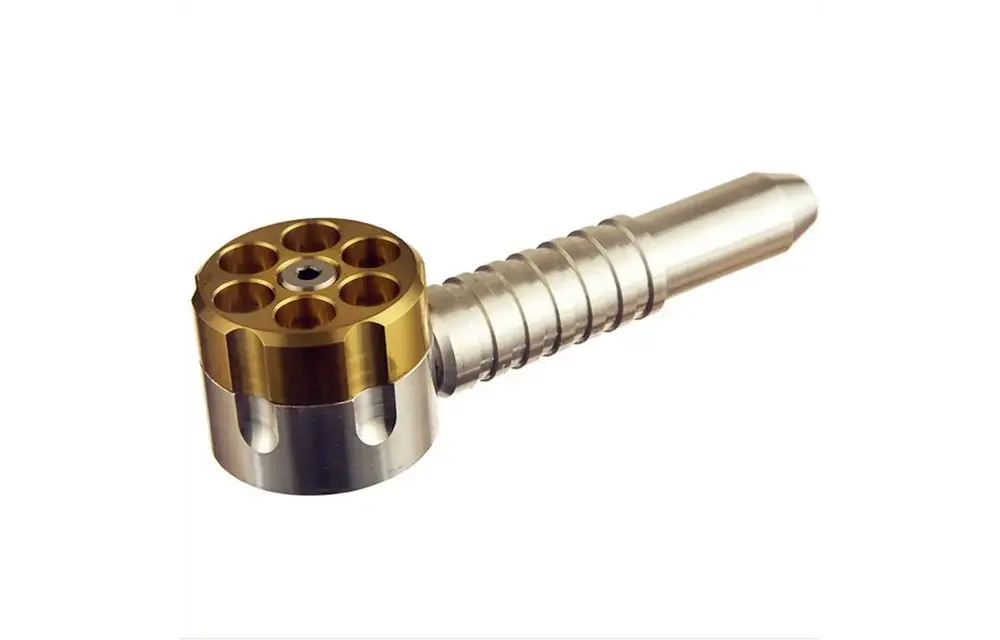High Tech Pipes - Hand Pipe Metal Six Shooter