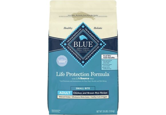 Blue Buffalo - Natural Dog Food Chicken & Brown Rice Recipe 30lbs Small Bite Adult