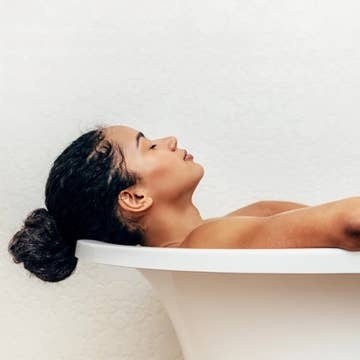 Yareli - Itchy Dry Skin Remedy Colloidal Oatmeal Bath 2lbs