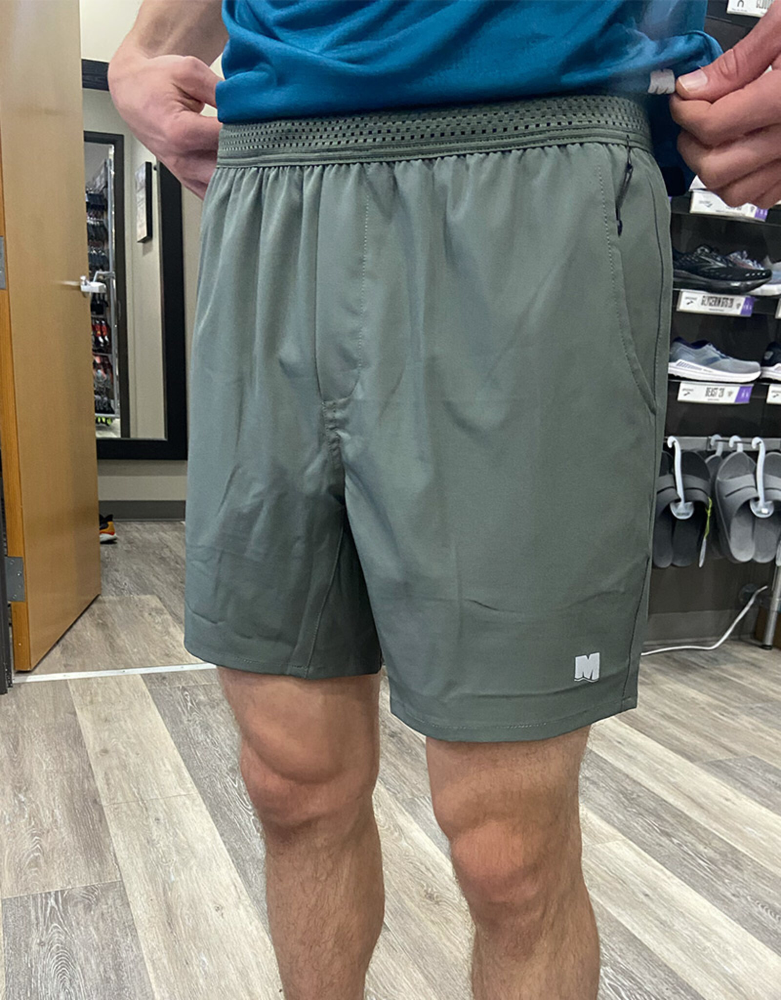 https://cdn.shoplightspeed.com/shops/618303/files/54473576/1600x2048x2/mrc-mens-running-shorts-brief-liner-7.jpg