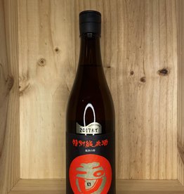 Tamagawa "Heart of Oak" Tokubetsu Junmai  Sake 720ml