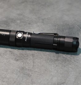 Fenix Fenix FD30 Adjustable Focus Flashlight - 900 Lumens