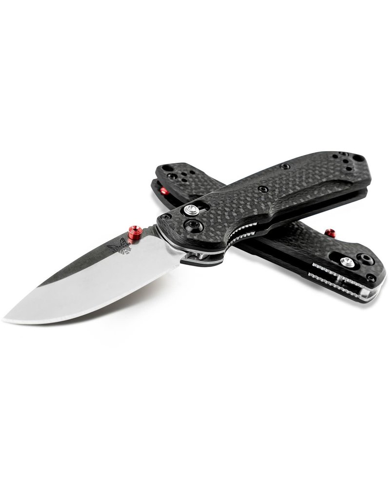 Benchmade Mini Freek - 3" Satin Plain Blade, Carbon Fiber Handles, S90V, True Red Accents (565-1)