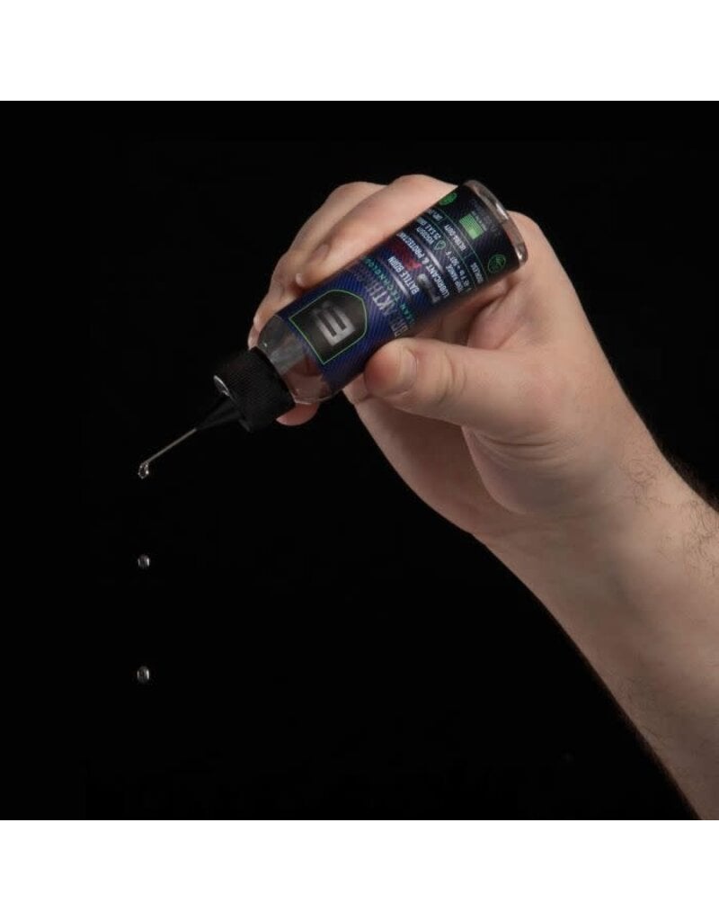 Breakthrough Clean Battle Born - HP Pro Oil, 2oz Bottle, Needle Tip Adapter (HPPRO -2OZ-NTA)
