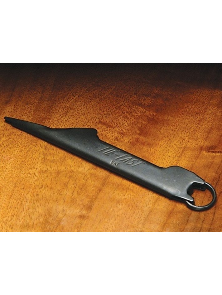 Boomerang Tool Company Tie-Fast Knot Tyer Fishing Knot Tool with Zinger, Black