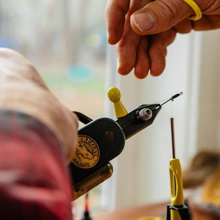 Loon Outdoor Loon Vise Pawn