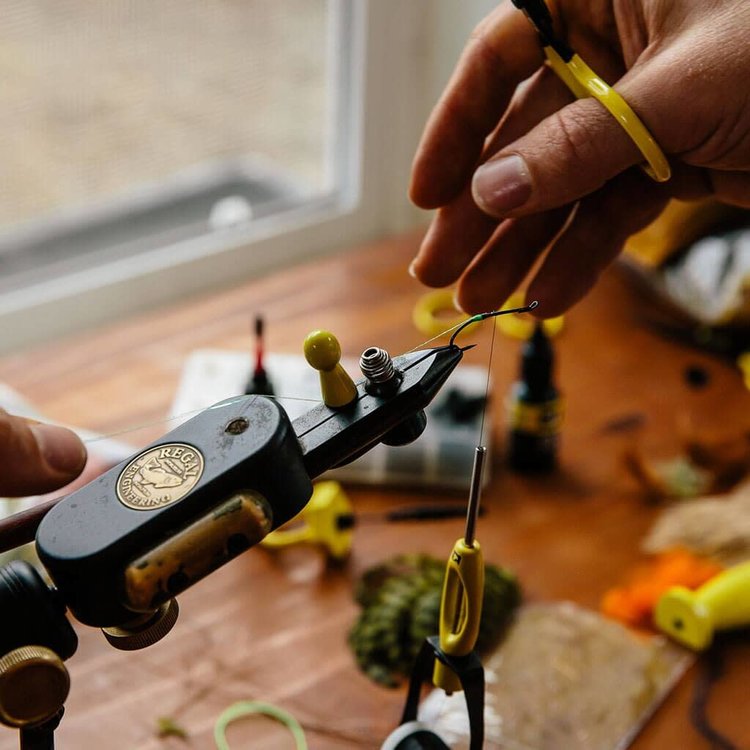 Loon Outdoor Loon Vise Pawn