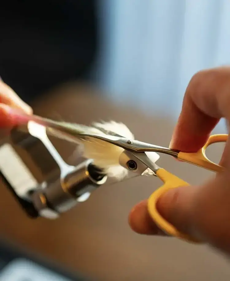 Loon Outdoor Loon Tungsten Carbide Curved Micro Tip Scissors w/ Precision Peg