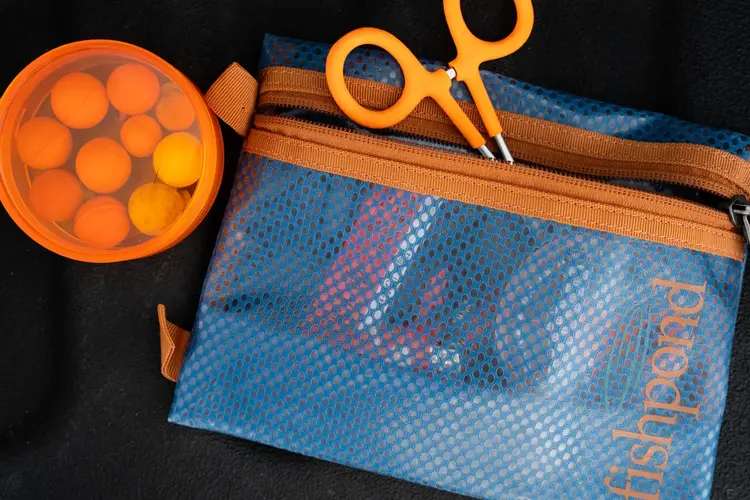 Fishpond Fishpond Sandbar Travel Pouch