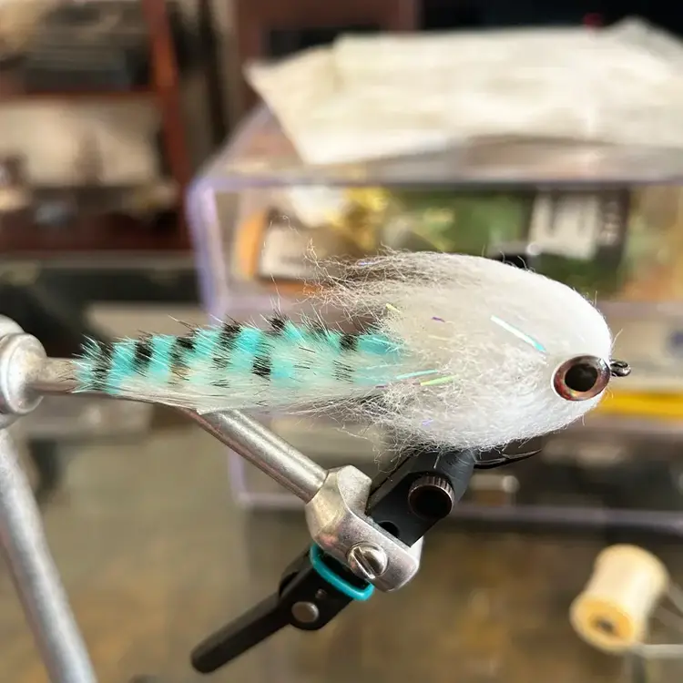 Hareline Fish-Skull Weightless Living Eye Dumbell