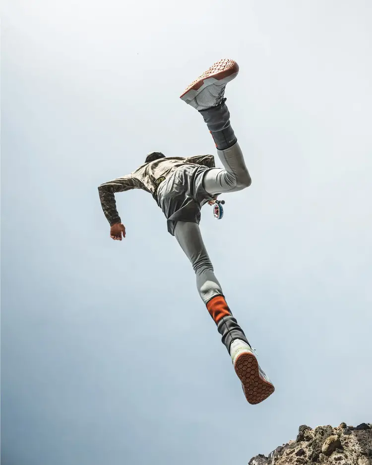 Simms Simms M's Flats Sneaker - Cinder