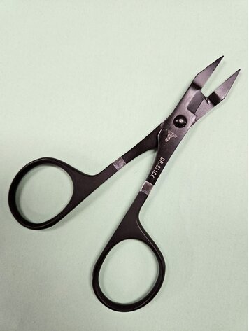 Dr. Slick Dr. Slick Barb Crusher Scissor Clamps  4 -3/4" Straight Black