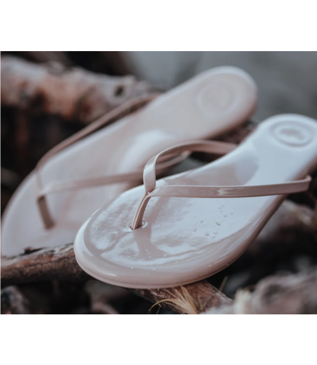 Soleil Sea Flip Flops