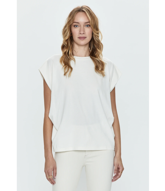 pistola trina muscle tee