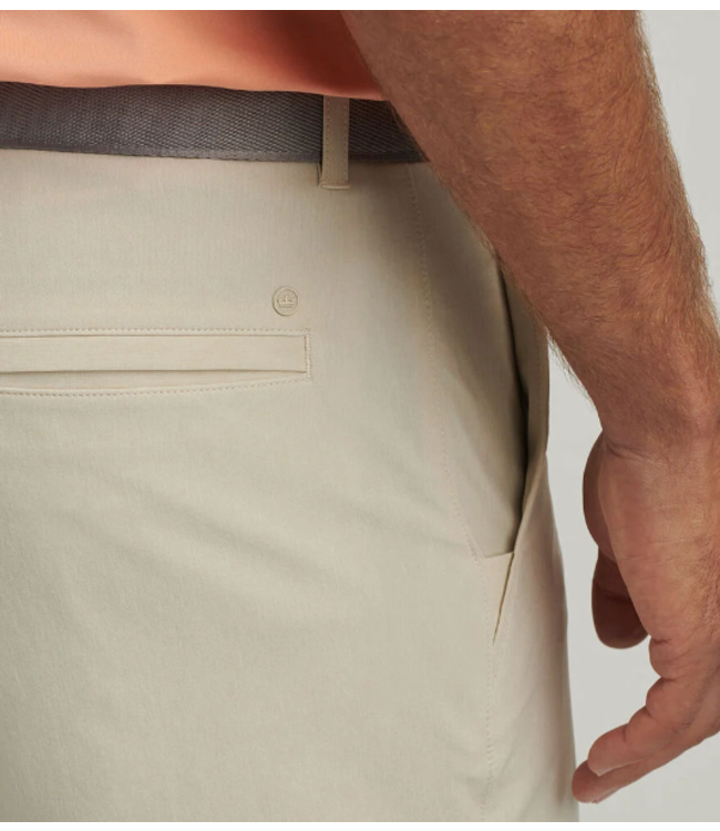 Shackleford Performance Hybrid 9" Short