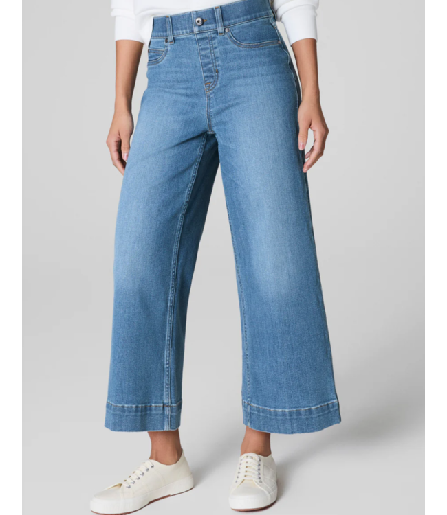 Cropped Wide Leg Jeans