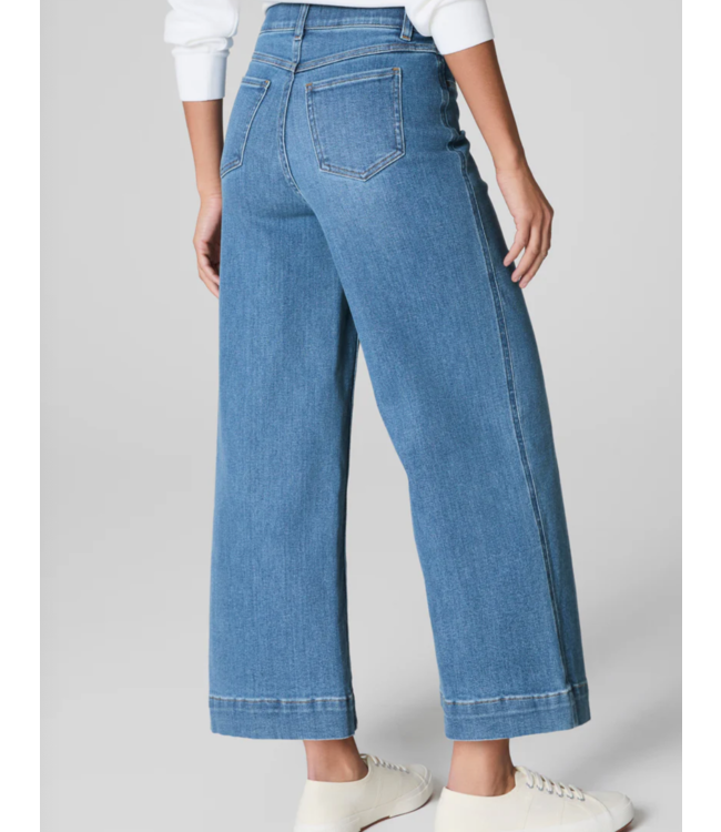 Cropped Wide Leg Jeans