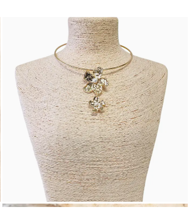 Bijoux Envie Flower Gold  Collar Necklace