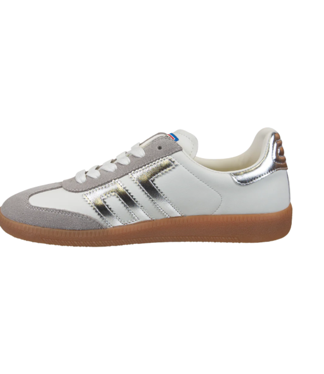 Back 70 Cloud Sneakers