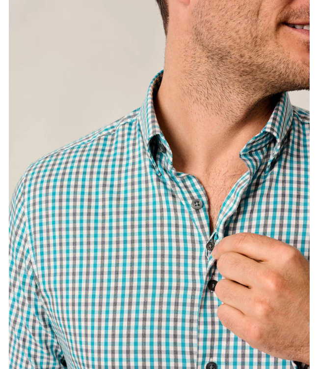 Kirtland Natural Performance Button Down Shirt