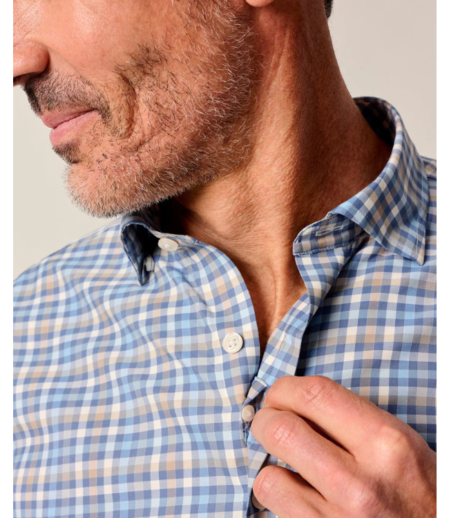 Olie Featherweight Performance Button Down Shirt