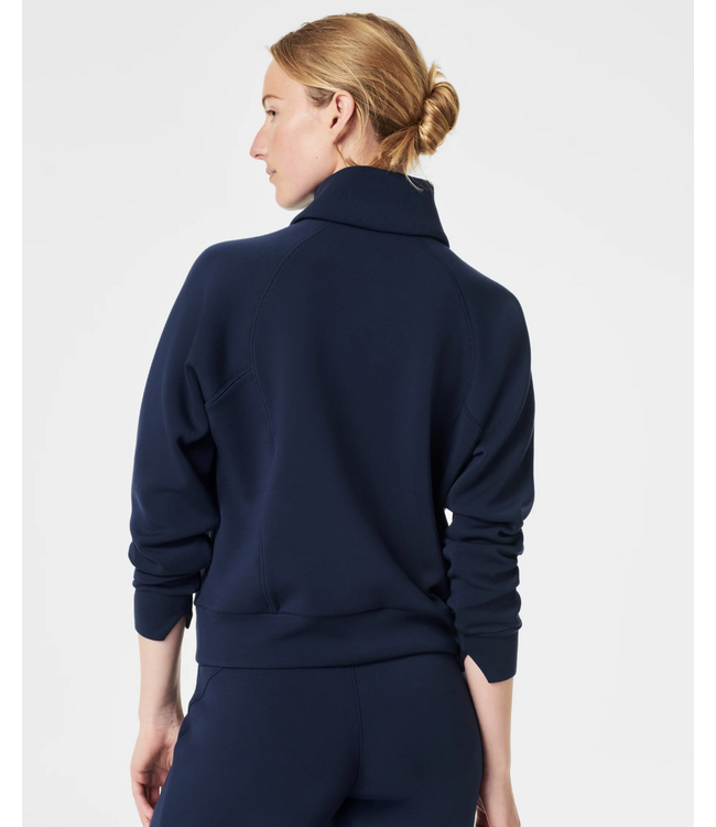 AirEssentials Half Zip