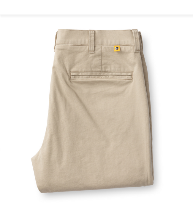 Classic Fit Gold School Chino