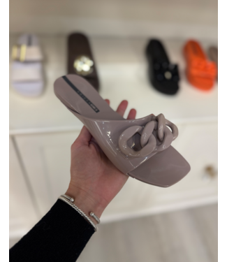 Voices Culture Voices Avolto Slide