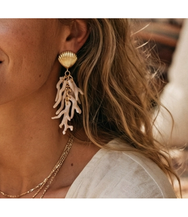 Bijoux Envie White Coral Earring - E1013