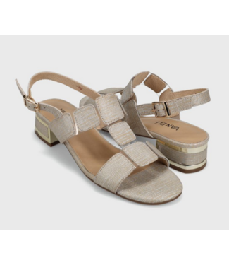 Vaneli Hatty Sandal
