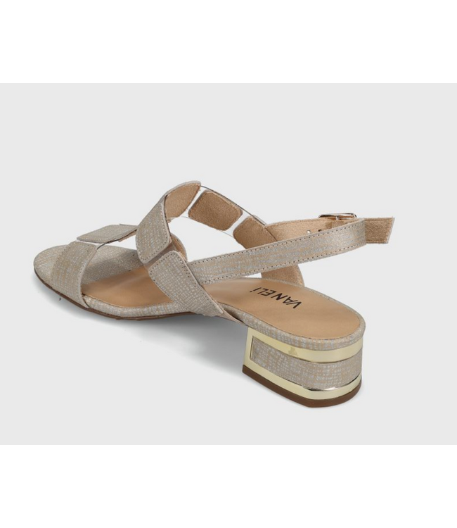 Vaneli Hatty Sandal