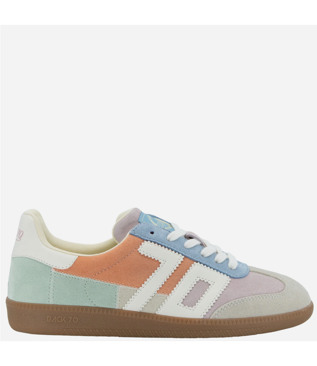 Back 70 Squid Sneaker