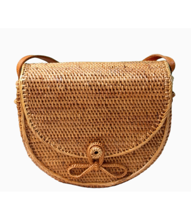 The Artisan and Company Saddle Messenger Bag