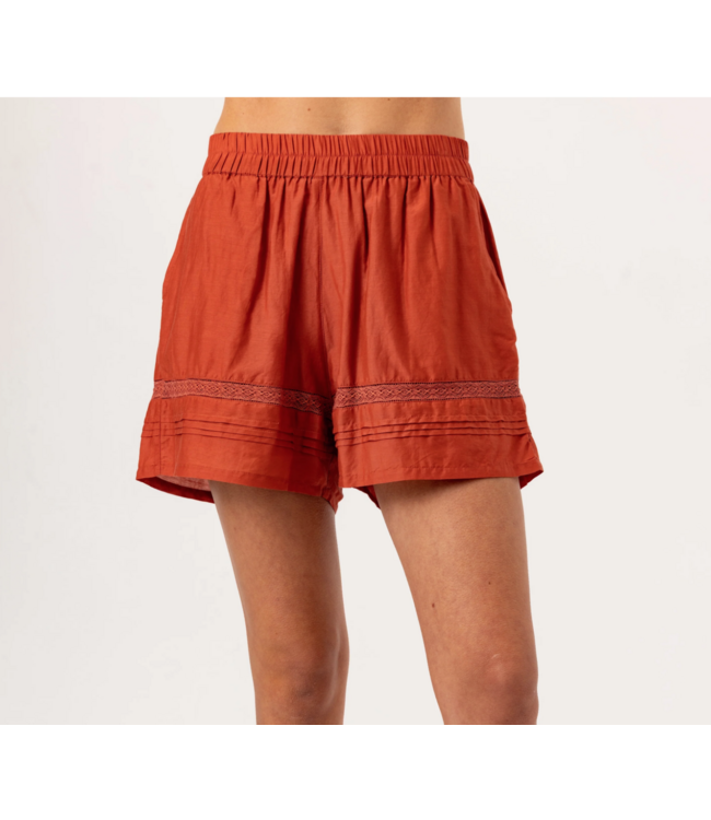 Sundays Fuller Short #054