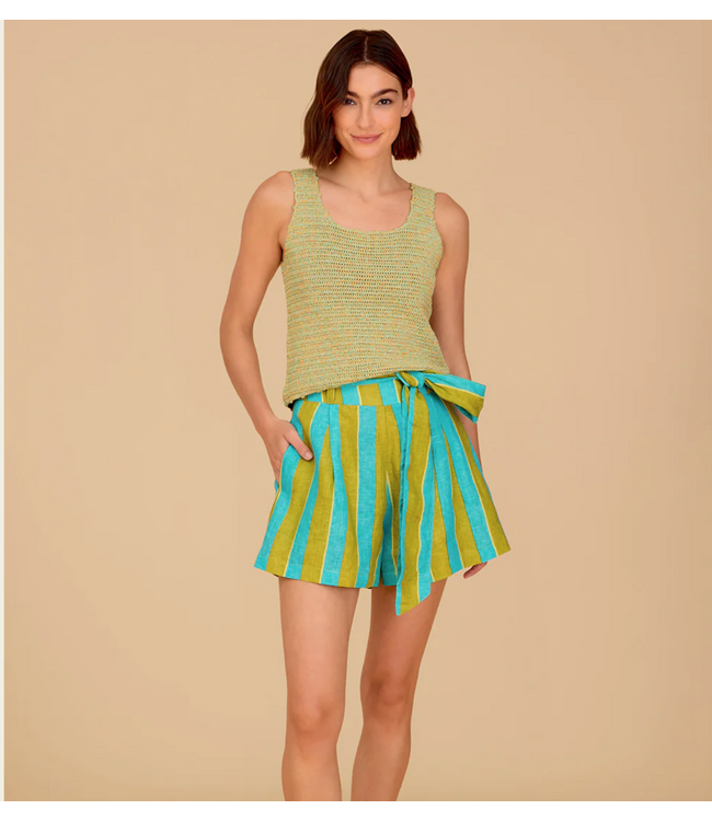 Olivia by Livro Uba Short #408156