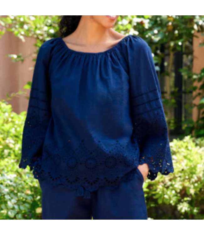 Karen Kane-Embroidered Peasant Top=-1L70212