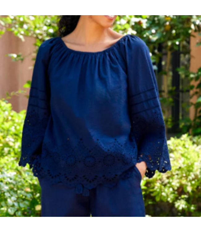 Karen Kane-Embroidered Peasant Top=-1L70212