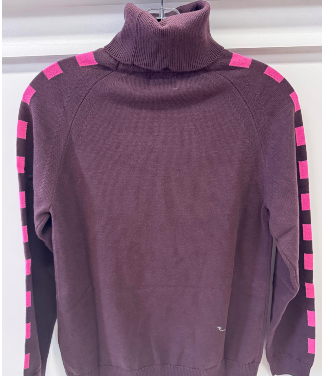 Brodie Chelsea Checkered Sleeve Roll Neck #094