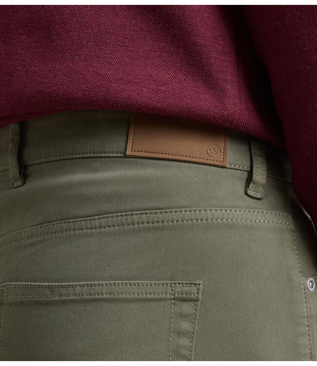 Signature Sateen Five-Pocket Pant