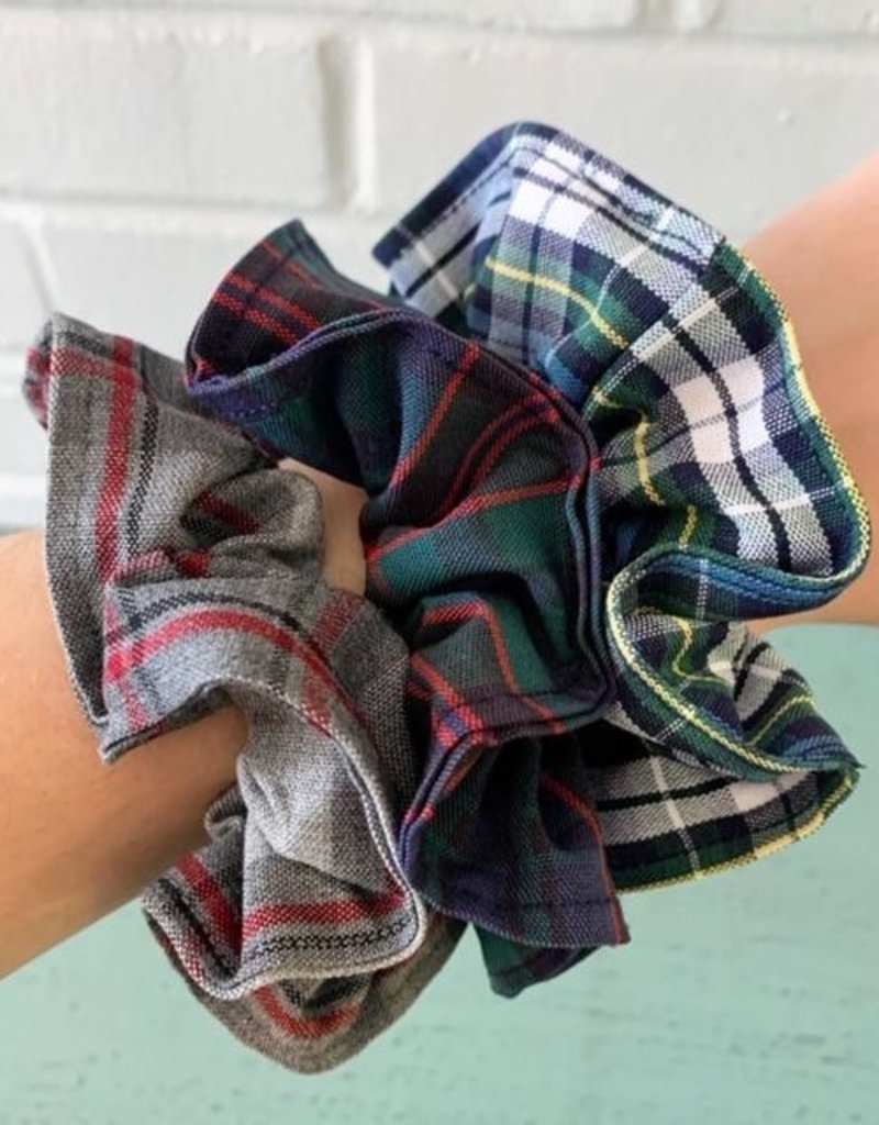 Ee Dee Trim Co., Inc. Plaid Scrunchie