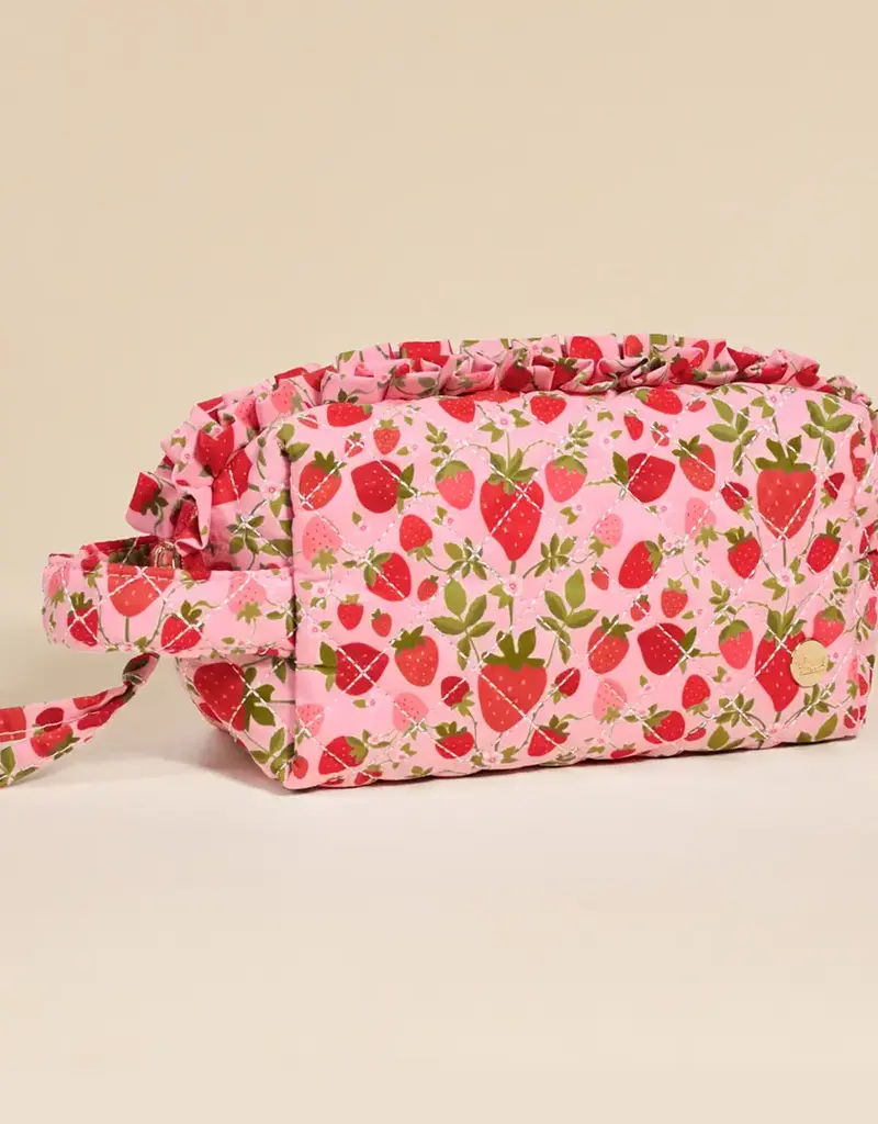 The Darling Effect Essentials Quilted Pouch - Strawberry Fields