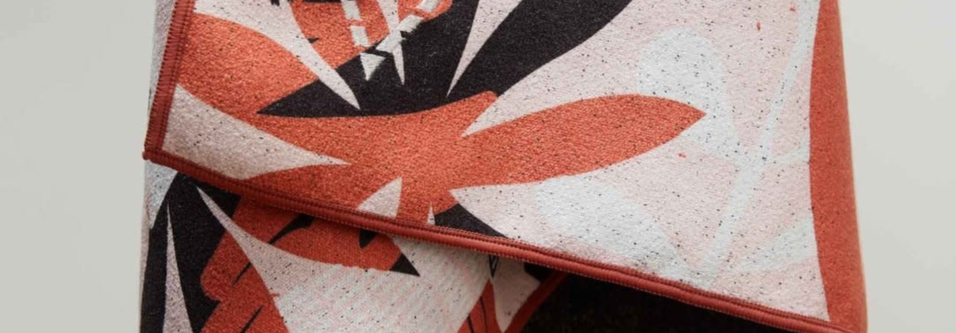 Nomadix Jungle Cat Pink Towel