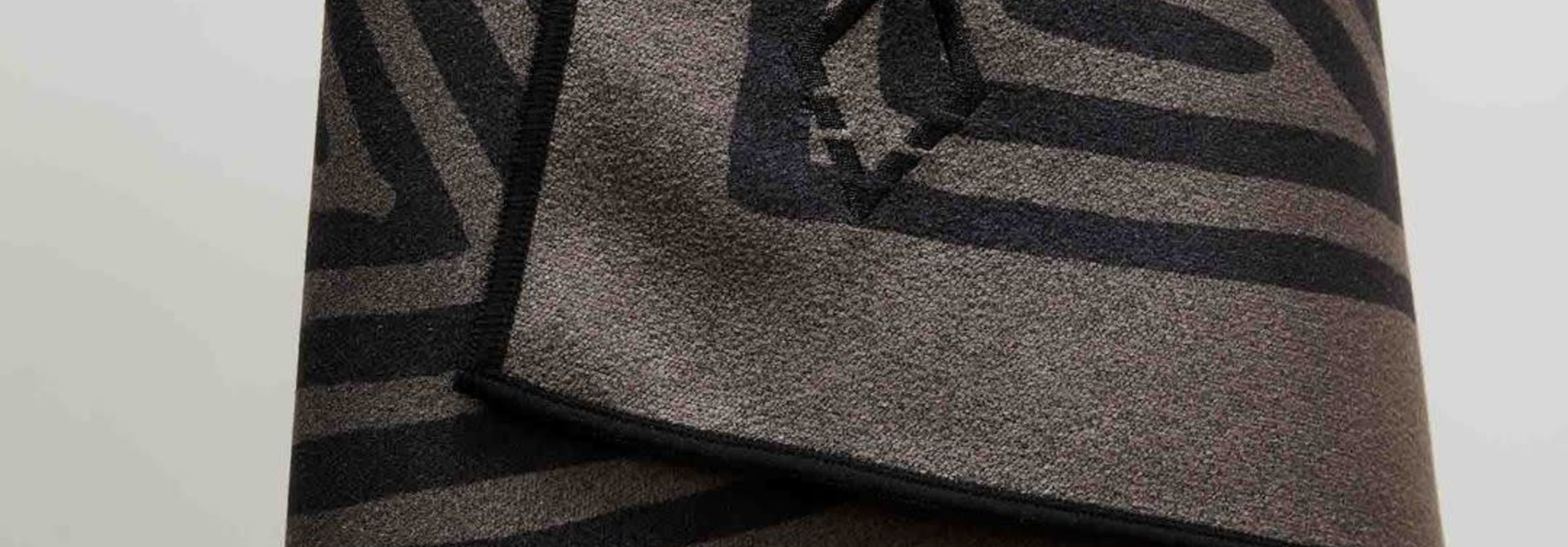 Nomadix La Playa Brown Black Towel