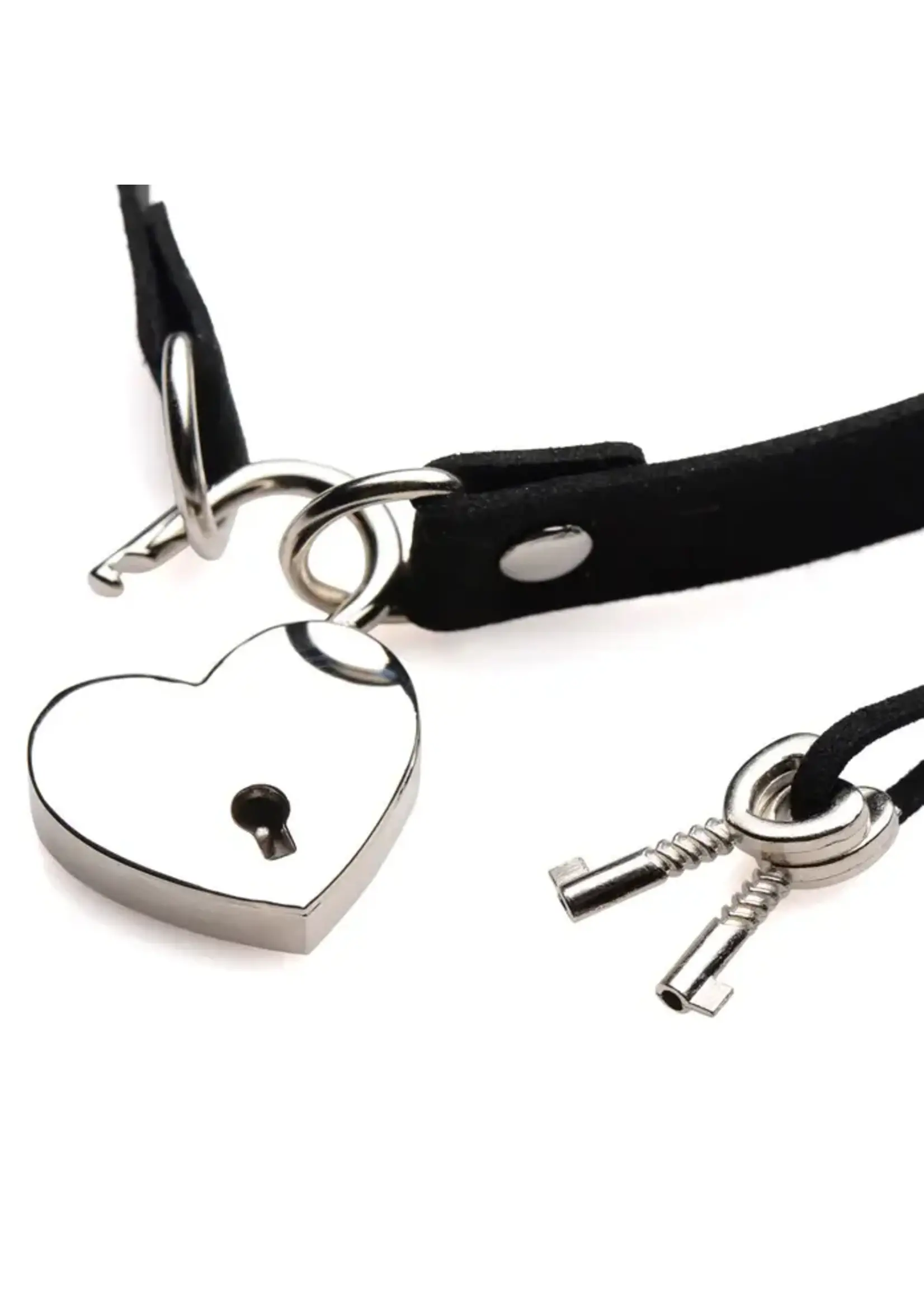 Lock-It Heart Choker
