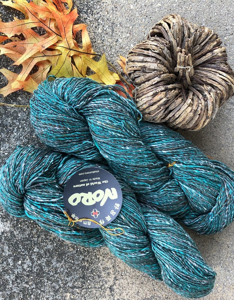 Noro Kiri #22, Nomi  (Grey/Jade)