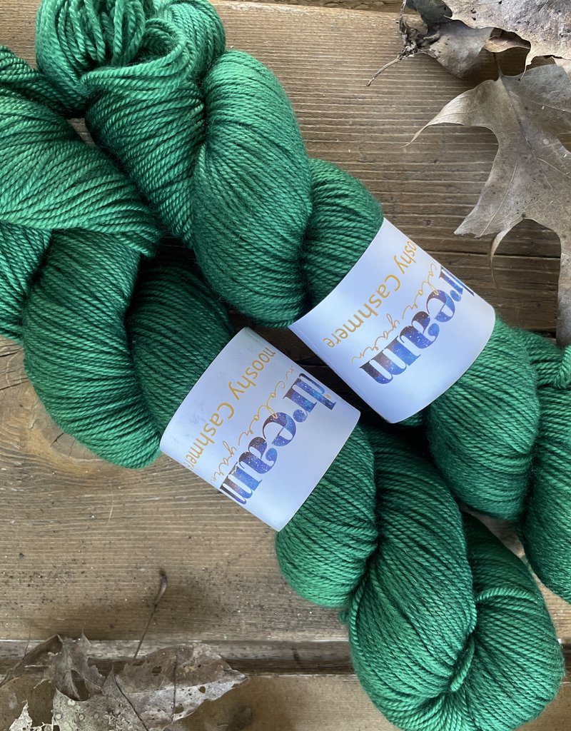 Dream in Color - Smooshy/Cashmere 019, Green Light