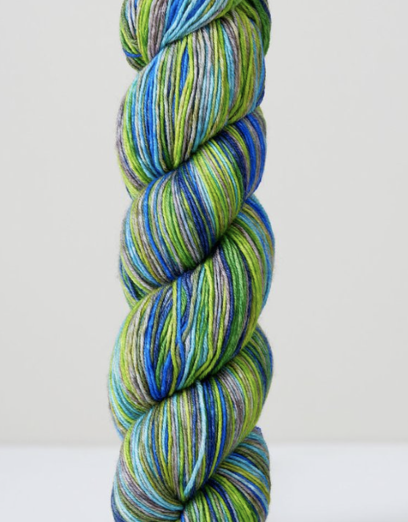 Urth Uneek Fingering 3025, Blue & Green